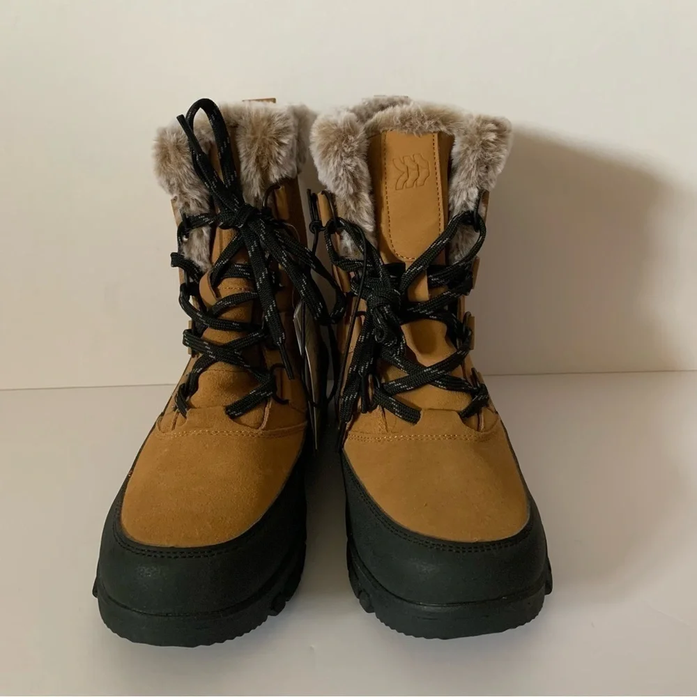 NWT. ALL IN MOTION Women's Tan Winter Boots